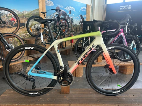 TREK Domane SL 5 Gen 4 Bike 